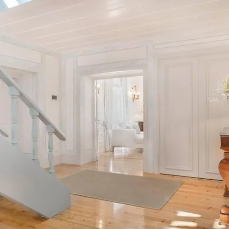 Amazing 4 Bedroom With Pool, View & Garden * Lisbon