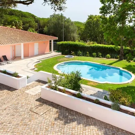 Amazing 4 Bedroom With Pool, View & Garden Villa *
