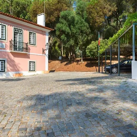 Amazing 4 Bedroom With Pool, View & Garden Villa Lisbon